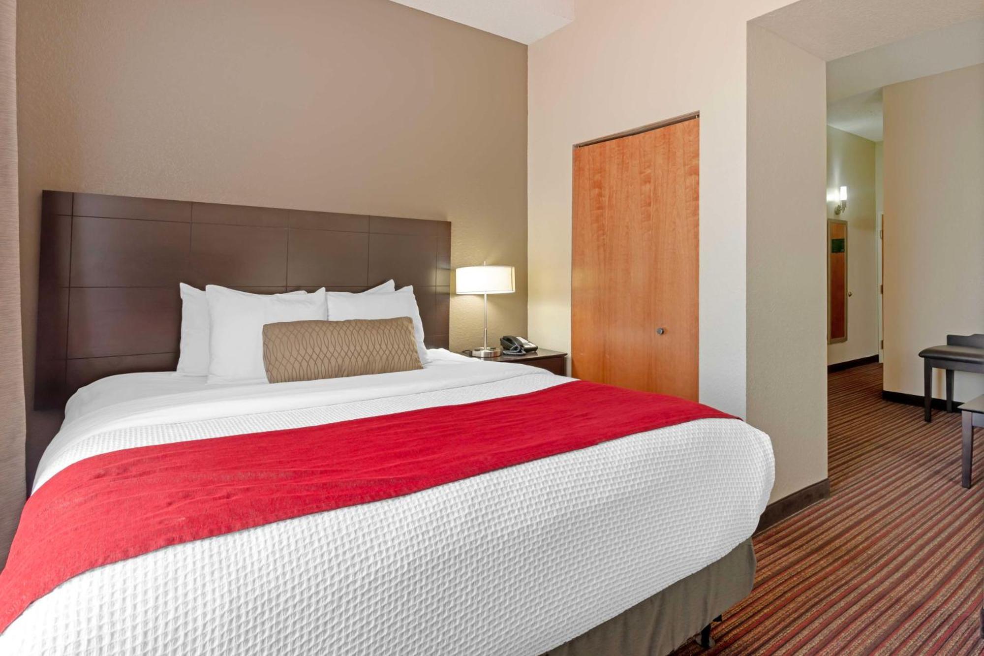 Best Western Plus Bradbury Inn And Suites Waycross Eksteriør billede