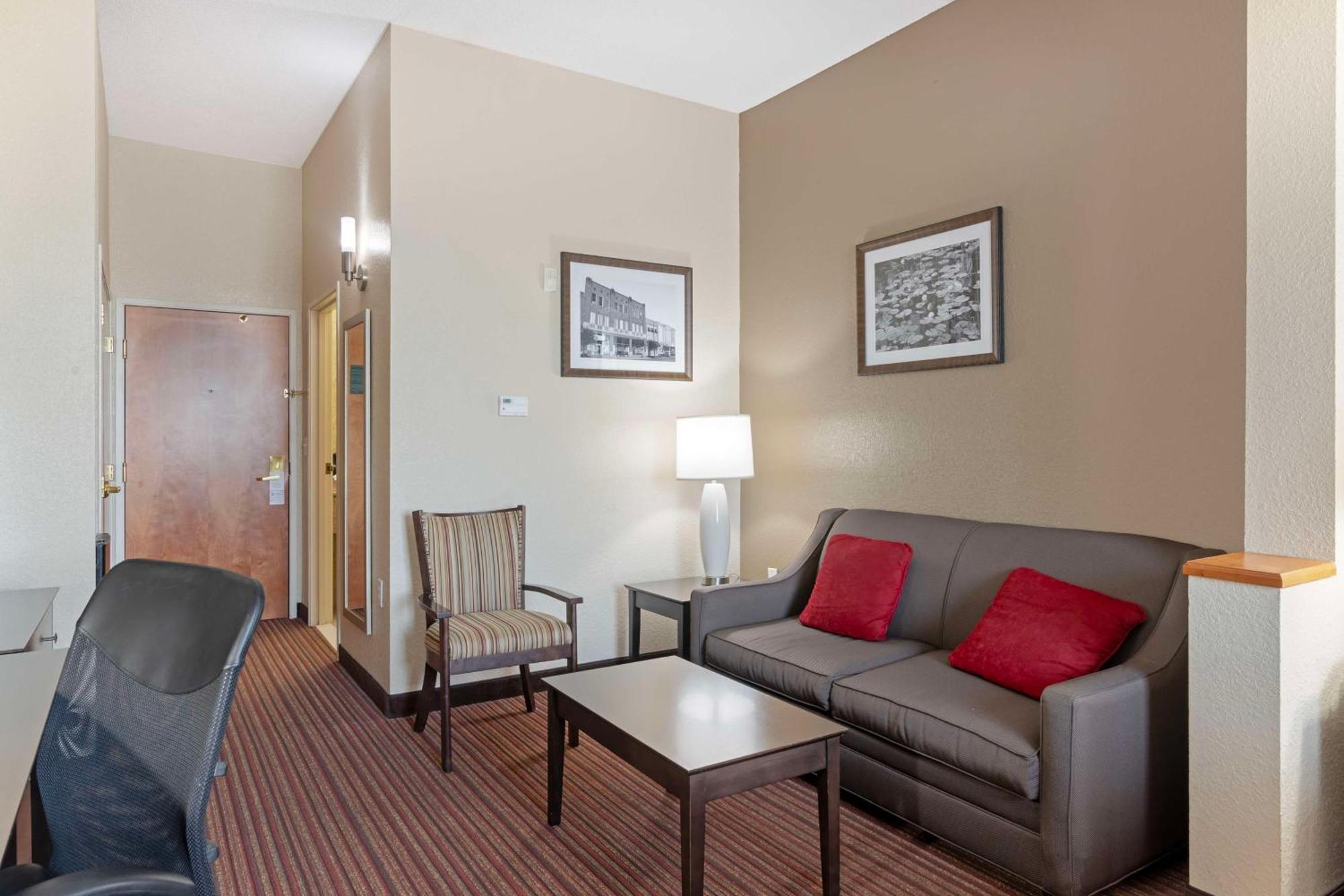 Best Western Plus Bradbury Inn And Suites Waycross Eksteriør billede